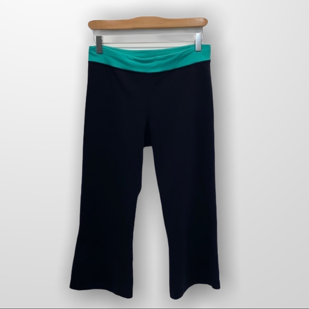 LULULEMON Boogie Crop Pants Black Teal Waistband Size 6